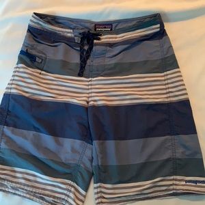 Patagonia board shorts size 31